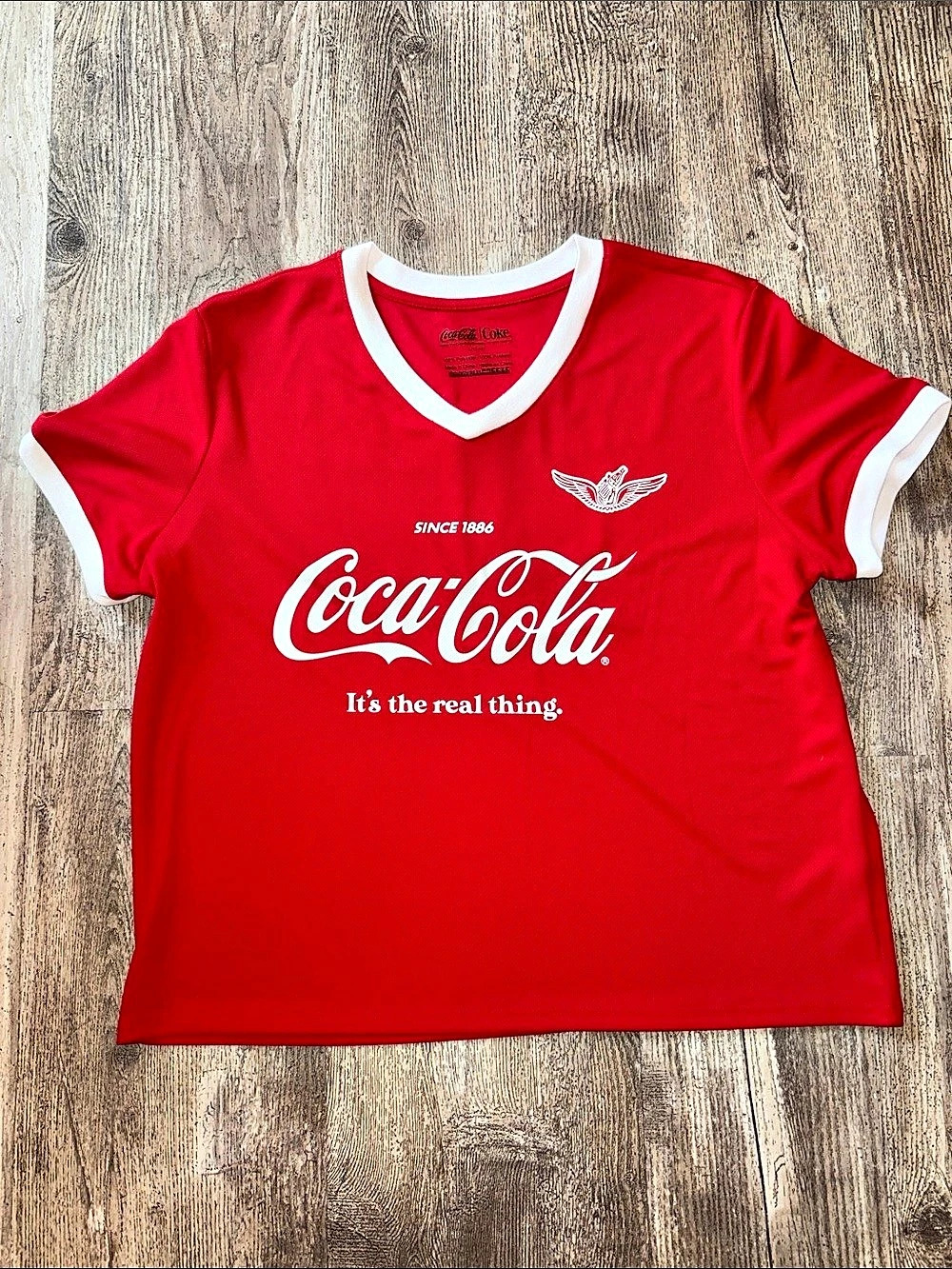 Coca-Cola Since 1886 Graphic Tee Graphic Tee in Red & White Large Like New